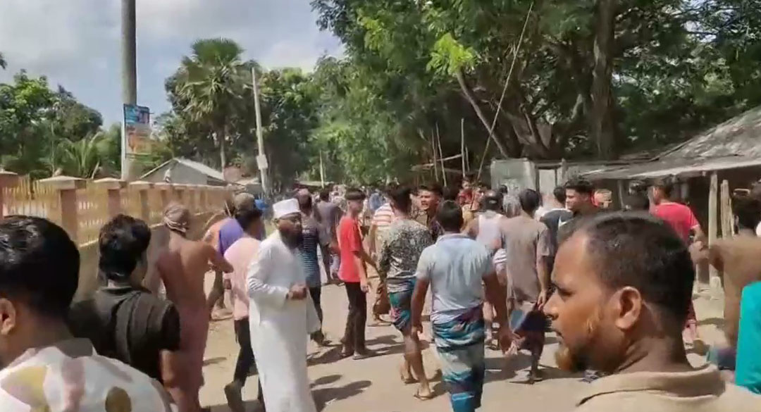 গোপালগঞ্জের কোটালীপাড়ায় দুই গ্রামবাসীর মধ্যে সংঘর্ষে আহত-২৫, আটক অর্ধশতাধিক