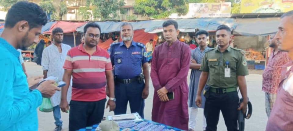 লালমোহনে ইউএনও এর নেতৃত্বে অভিযান,সাতটি মামলায় ১৫ হাজার টাকা জরিমানা