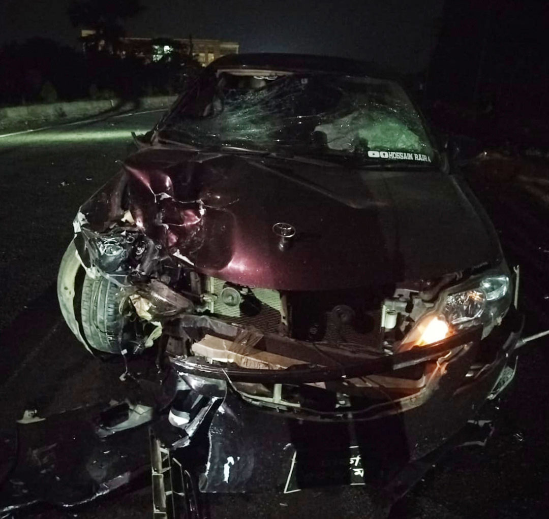 টুঙ্গিপাড়ায় প্রাইভেটকার-মোটরসাইকেল মুখোমুখি সংঘর্ষে নিহত-১ আহত-২