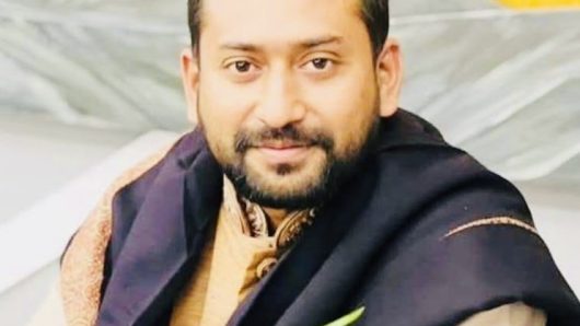 আলিমাবাদ ইউনিয়নে চাল বিতরণে ব্যাপক অনিয়মের অভিযোগ, জনতার তোপের মুখে চেয়ারম্যান।